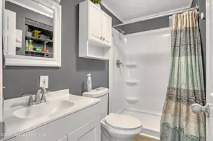 949 Laurel Cir, Barefoot Bay, FL 32976 - Photo 30