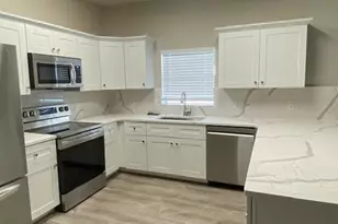 5212 Outlook Dr, Melbourne, FL 32940 - Photo 2
