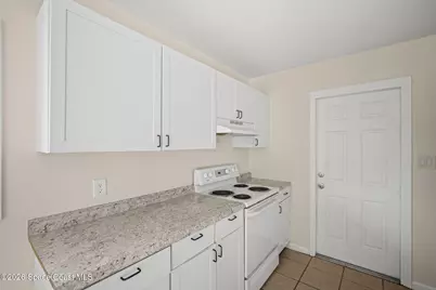 1688 Eisenhower Avenue, Melbourne, FL 32935 - Photo 10