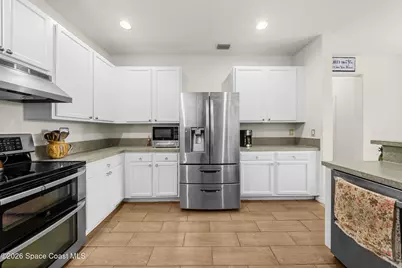 818 Boeing Street NE, Palm Bay, FL 32907 - Photo 10