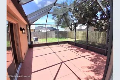 660 Wickham Lakes Drive, Melbourne, FL 32940 - Photo 18
