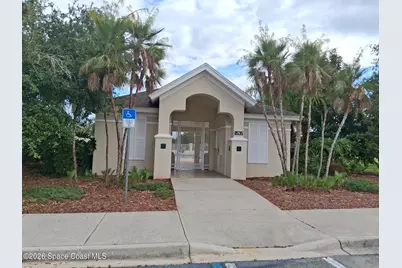660 Wickham Lakes Drive, Melbourne, FL 32940 - Photo 20