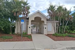 660 Wickham Lakes Dr, Melbourne, FL 32940 - Photo 20