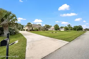 4239 Gardenwood Cir, Grant-Valkaria, FL 32949 - Photo 54