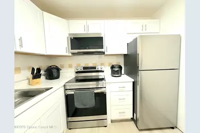 36 Vista Gardens Trail #204, Vero Beach, FL 32962 - Photo 6