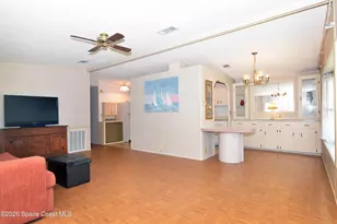 642 Periwinkle Cir, Barefoot Bay, FL 32976 - Photo 4