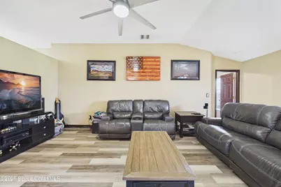 567 Mimosa Street SW, Palm Bay, FL 32908 - Photo 14