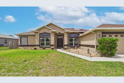 567 Mimosa Street SW, Palm Bay, FL 32908 - Photo 2