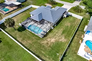 210 Pelican Dr NE, Palm Bay, FL 32907 - Photo 4