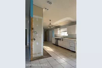 601 Sauders Road SE, Palm Bay, FL 32909 - Photo 6
