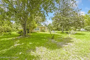 175 NW Valencia Rd, Melbourne, FL 32904 - Photo 4