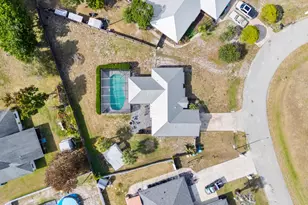 1298 Campo Ave NW, Palm Bay, FL 32907 - Photo 2