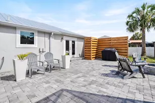 1298 Campo Ave NW, Palm Bay, FL 32907 - Photo 6