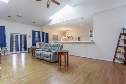 274 Lagoon Street SW, Palm Bay, FL 32908 - Photo 8