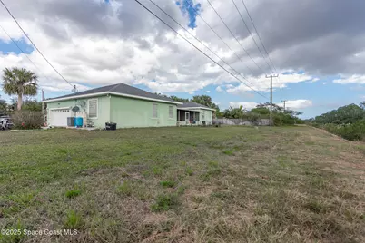 274 Lagoon Street SW, Palm Bay, FL 32908 - Photo 36