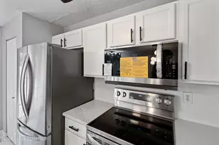 3263 Sand Ct, Melbourne Beach, FL 32951 - Photo 4