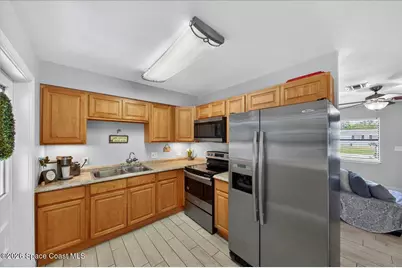 2139 Smathers Circle N, Melbourne, FL 32935 - Photo 2