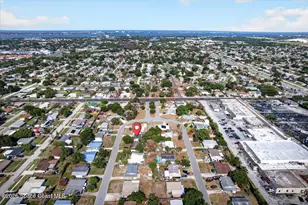 2139 Smathers Cir N, Melbourne, FL 32935 - Photo 6