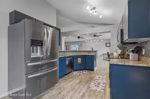 2124 Spring Creek Circle NE, Palm Bay, FL 32905 - Photo 10