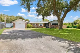 3033 Devon Ct, Titusville, FL 32796 - Photo 2