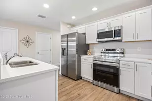 188 Hidden Woods Pl, Melbourne, FL 32901 - Photo 8