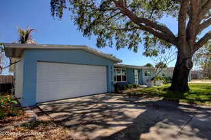 1210 Yacht Club Blvd, Indian Harbour Beach, FL 32937 - Photo 6