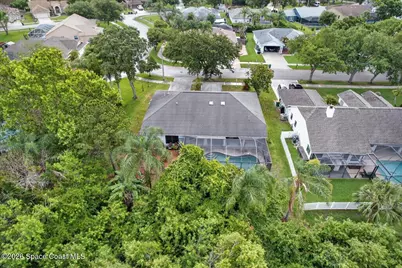 5068 Alamanda Drive, Melbourne, FL 32940 - Photo 10