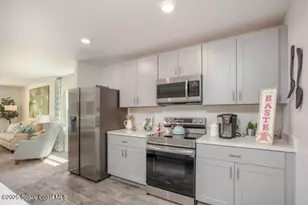 1372 Vancouver Ave SE, Palm Bay, FL 32909 - Photo 6