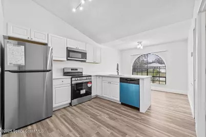 1051 Flower Street NW, Palm Bay, FL 32907 - Photo 20
