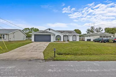 1051 Flower Street NW, Palm Bay, FL 32907 - Photo 58