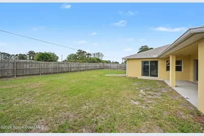 992 Coquina Street SE, Palm Bay, FL 32909 - Photo 4