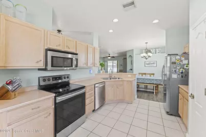 2291 Bridgeport Circle, Rockledge, FL 32955 - Photo 16