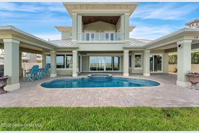 515 S Atlantic Avenue, Cocoa Beach, FL 32931 - Photo 2