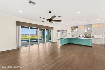 515 S Atlantic Avenue, Cocoa Beach, FL 32931 - Photo 10