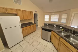 457 Trotwood Ln SW, Palm Bay, FL 32908 - Photo 6