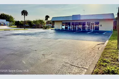 2110 N Courtenay Parkway, Merritt Island, FL 32953 - Photo 2