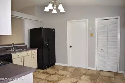 640 Murset Avenue SE, Palm Bay, FL 32909 - Photo 4