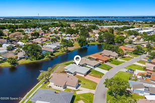 310 Bayhead Dr, Melbourne, FL 32940 - Photo 2
