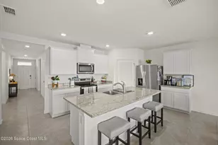1036 Dugan CIR SE, Palm Bay, FL 32909 - Photo 4