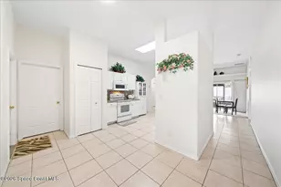 1104 Sedgewood Cir, Melbourne, FL 32904 - Photo 6