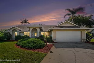 498 Lake Victoria Cir, Melbourne, FL 32940 - Photo 26
