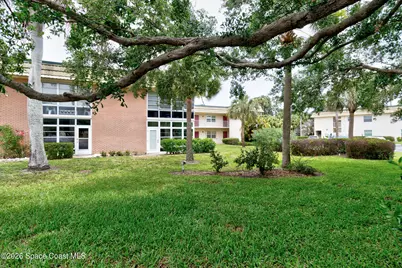 5 Vista Gardens Trail #202, Vero Beach, FL 32962 - Photo 1