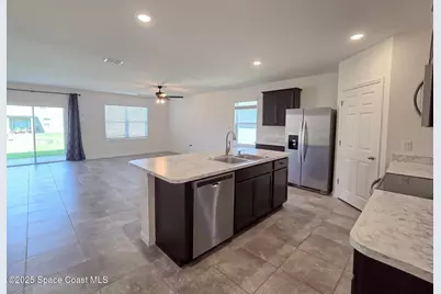 287 Guinevere Drive SW, Palm Bay, FL 32908 - Photo 4