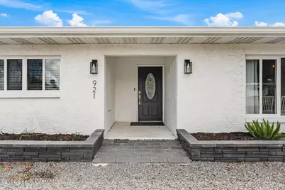 921 S Orlando Avenue, Cocoa Beach, FL 32931 - Photo 2