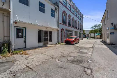 905 E New Haven Avenue #102, Melbourne, FL 32901 - Photo 4