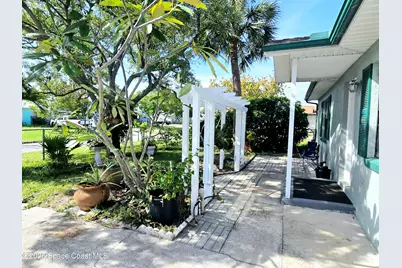 484 Poinciana Drive, Melbourne, FL 32935 - Photo 2