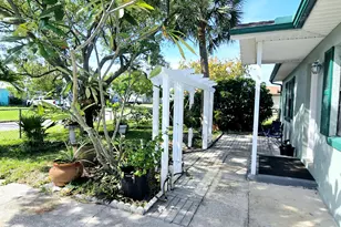 484 Poinciana Dr, Melbourne, FL 32935 - Photo 2