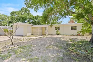 21 Lime Ave, Rockledge, FL 32955 - Photo 2