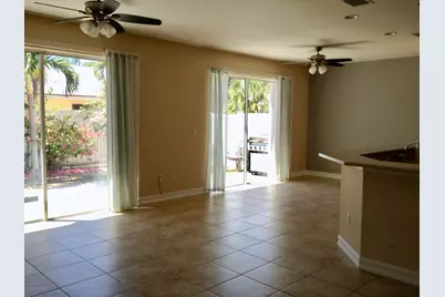 7061 Ridgewood Avenue, Cape Canaveral, FL 32920 - Photo 2