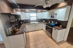 655 N Robin Way, Satellite Beach, FL 32937 - Photo 6